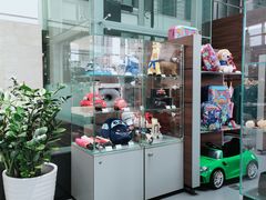 -天津波士信达奔驰4S店(卫津南路店)