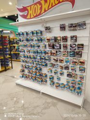 -卡通派潮品玩具折扣仓(青岛新城吾悦广场店)
