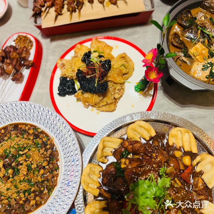 市里要比他贵两倍，吃饭还得是高新区啊！️姜北炒鸡