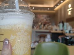 -星巴克臻选(深圳龙华红山天虹店)