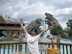 -七彩云南欢乐世界