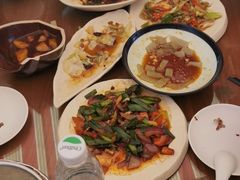 -隔壁老王·家常云南菜(花巷店)