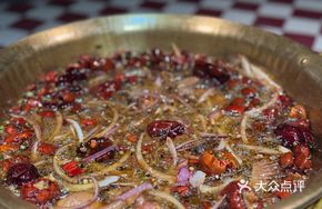 Boiling Three Delicacies (Tripe, Pork Intestines, Liver)