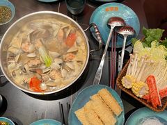 -老城鲜·小海鲜贝贝煲火锅(壹方城店)