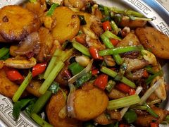 -95号酱骨·一块豆腐(展春园西路店)