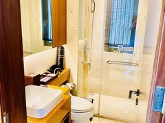 -三亚湾海居铂尔曼度假酒店