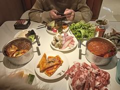 -享遇.锅姥姥牛排海鲜自助(小寨店)