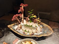 -蟹犇前•帝王蟹雪蟹(陆家嘴店)