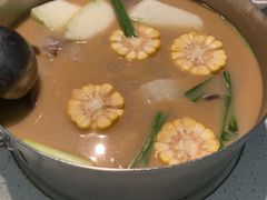 -肥仔文澳门猪骨煲(南京西路店)