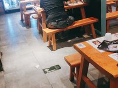 大堂-木屋烧烤(万德庄店)
