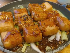 -侬佳蒸菜馆(听潮店)