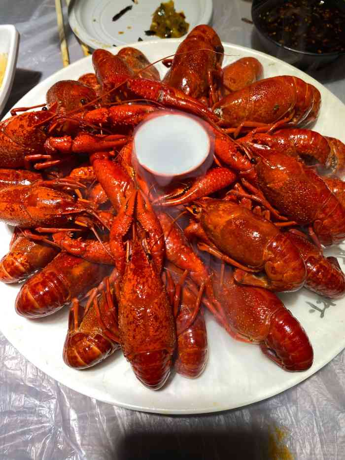 肥肥虾庄金牌油焖大虾南湖大道财大店