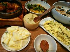 -云海肴·汽锅鸡·云南菜(天山百盛优客店)