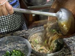 -正宗杨记普洱酸醋米线(总店)