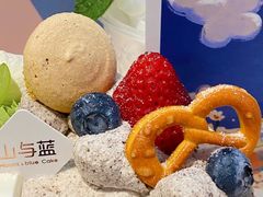 -山与蓝·轻糖鲜果蛋糕(勒泰店)