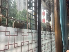 -乔家小院•非遗驴肉•本地小海鲜(滨河路店)