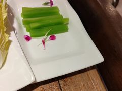 -大匠工房古船木艺术餐厅·猪肚鸡专门店(长白仙岛店)