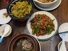 -民间瓦缸煨汤館(嵩山路店)