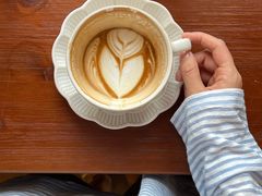 拿铁-ZAZA.CAFE.BAR