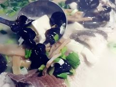 -姜君·千岛湖鱼头馆(浦东大道店)