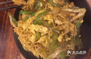 Stewed Intestine Fried Noodles