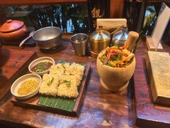 -银米·云南传统过桥米线(双廊黑金冠店)