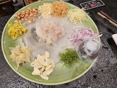 -得意咚瓜·顺德鱼生·冬瓜火锅(深圳首店)