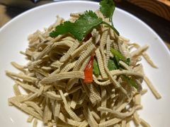 -小放牛炒菜馆(军校店)