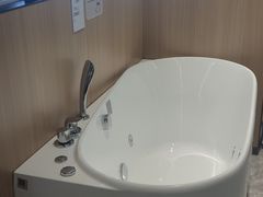 -百安居装修建材卖场(罗湖店)