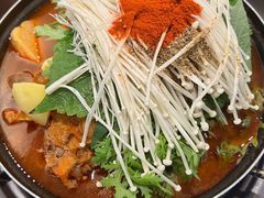 -喇喇排骨火锅·传统韩式脊骨汤(望京西园总店)