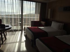 -三亚湾海居铂尔曼度假酒店