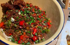 Donkey Meat with Rice Noodles