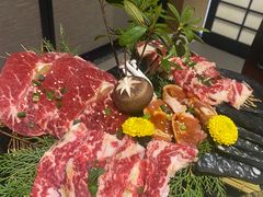 -山川小町·极番烧肉(新地假日广场店)