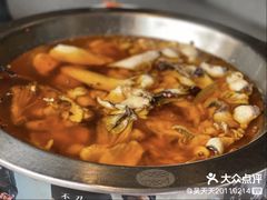 沸腾水煮鱼-新沸腾鱼乡(世贸天阶店)