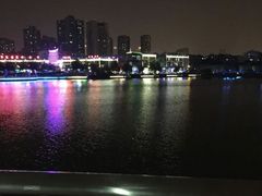 门面-南湖公园地摊集市
