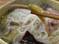 -老字号巴山酸菜米线(巴渝佳梦小区店)