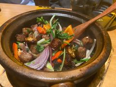 爆啫雪花牛肉粒-旺爷砂锅·茶作(国贸店)