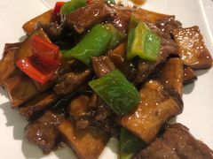 杏鲍菇炒牛肉-宏玲餐厅(四川南路店)