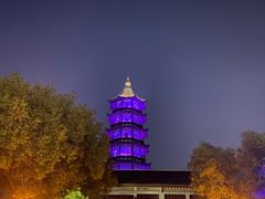 -绳金塔