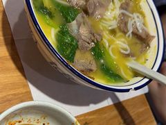 -陇上秦轩西安biangbiang面(EFC欧美金融商业城店)