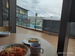 靠窗位-萨莉亚意大利餐厅(龙胜站颂荟商场店)