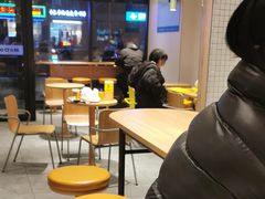 用餐区-麦当劳(学院大街店)