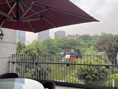 -铜锣湾·有麝自然香(渝北财富中心店)