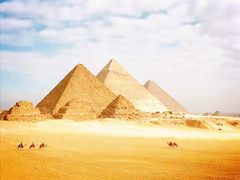 -吉萨金字塔群