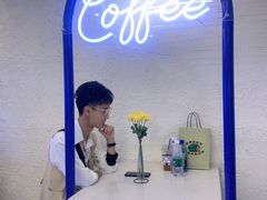 -Blue Concept Cafe&Farm·關於藍