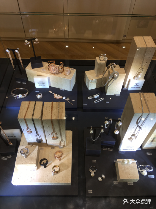 apmmonaco(港汇恒隆广场店)图片