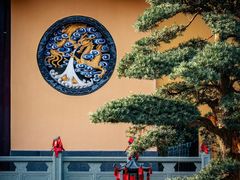 -龙华寺