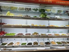 -哈尔滨小酒馆·鲜肉现穿自助烧烤(康新花园店)