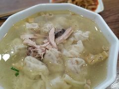 -继红顺河抄手名小吃