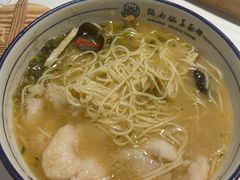 -镇南锅盖面馆(解放路店)